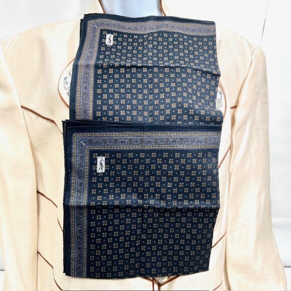 New  Set of 2 Yvest Saint Laurent Mens handkerchief 18" Blue Gray little red (88 - Picture 4 of 12